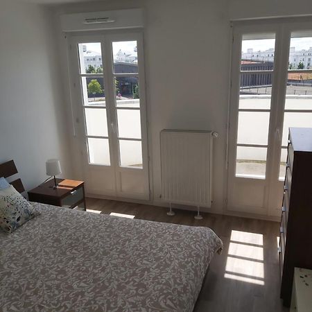 3 Room Flat In Parklane - 1,5Km Disney سيري المظهر الخارجي الصورة