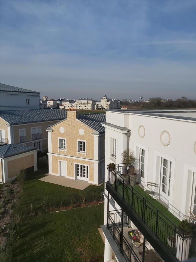 3 Room Flat In Parklane - 1,5Km Disney سيري المظهر الخارجي الصورة