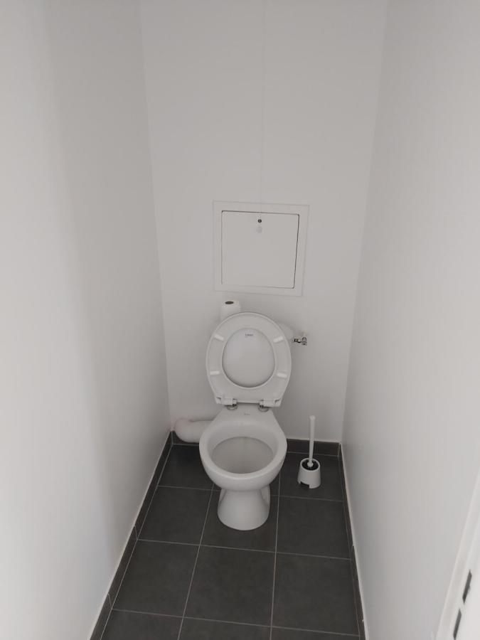 3 Room Flat In Parklane - 1,5Km Disney سيري المظهر الخارجي الصورة